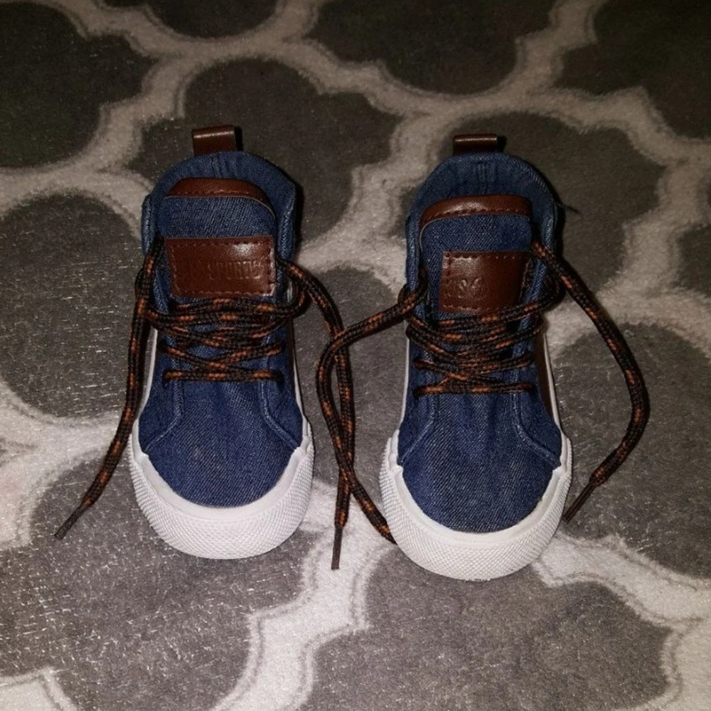 Jean & Brown High top Sneakers Sz 5c